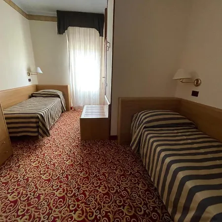 Giardinetto 3* Desenzano del Garda