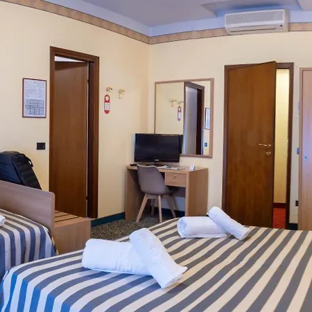 Hotel Giardinetto Desenzano del Garda